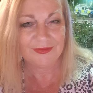 Meet your Posher, Delappe